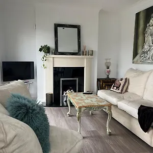 Cosy 2 Double Bed Swords